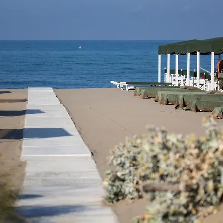 Villino Di Corsanico With View Villa