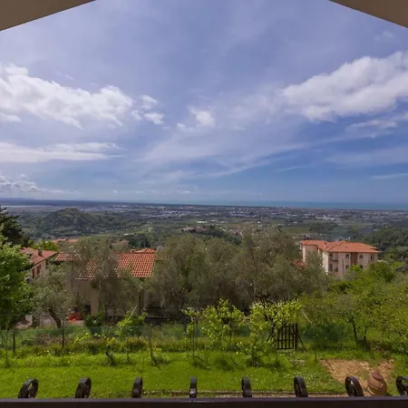 Villa Villino Di Corsanico With View Massarosa